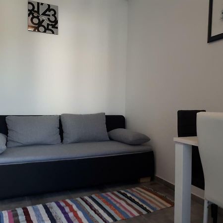 Apartmani Korina สตารีกราด-ปาเคลนีซา ภายนอก รูปภาพ