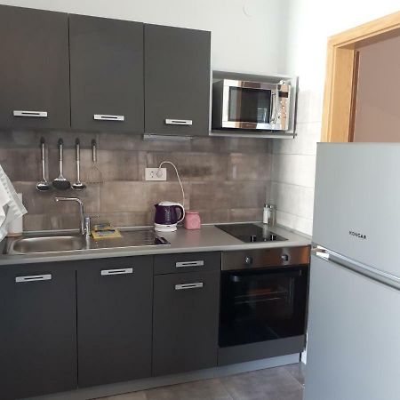 Apartmani Korina สตารีกราด-ปาเคลนีซา ภายนอก รูปภาพ