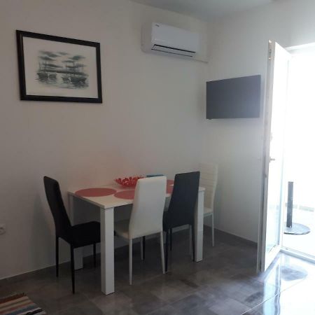 Apartmani Korina สตารีกราด-ปาเคลนีซา ภายนอก รูปภาพ