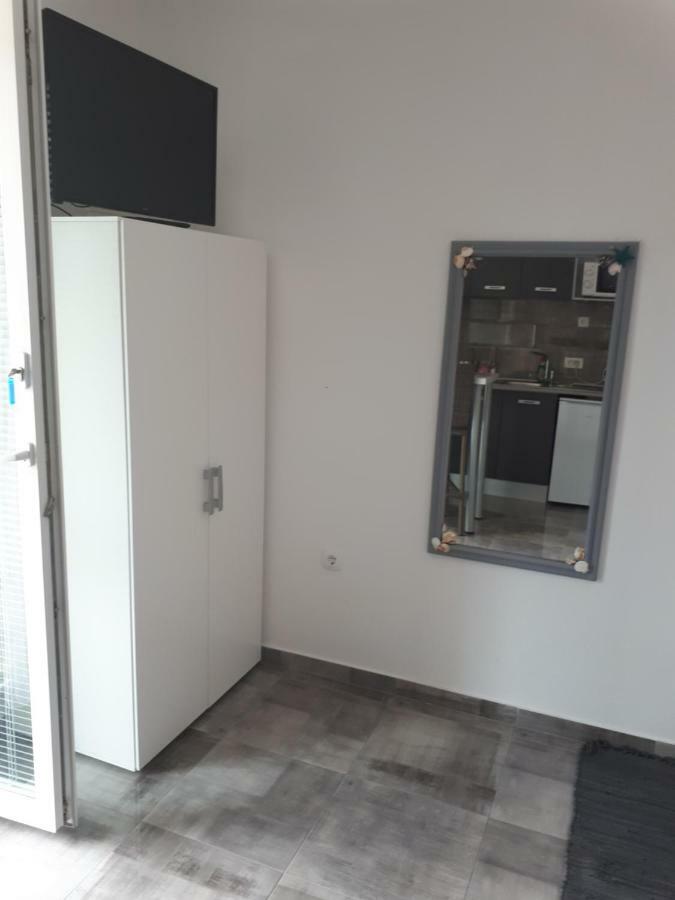 Apartmani Korina สตารีกราด-ปาเคลนีซา ภายนอก รูปภาพ