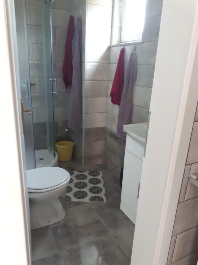 Apartmani Korina สตารีกราด-ปาเคลนีซา ภายนอก รูปภาพ